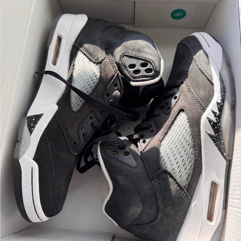 Jordan Black and White Men's Sneakers